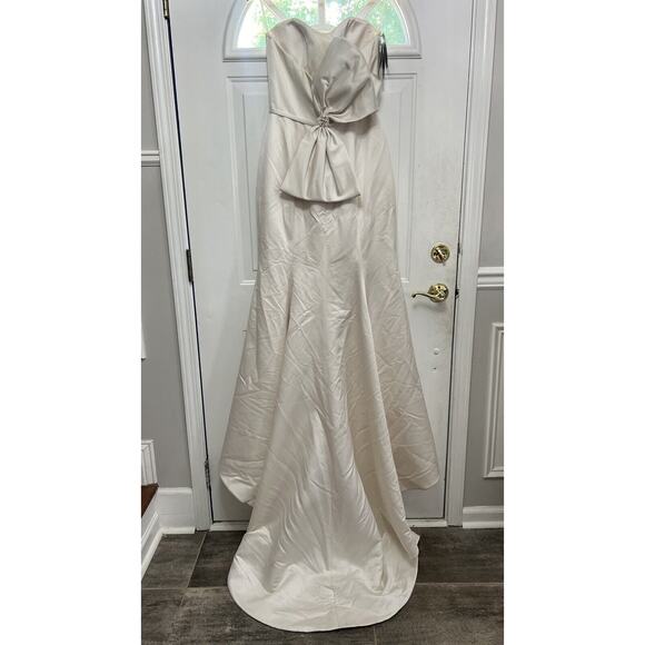 Mikaella Bridal Wedding Dress Cream/Pearl Color Size 8 Style #2267 NWT $2000 - Picture 4 of 16